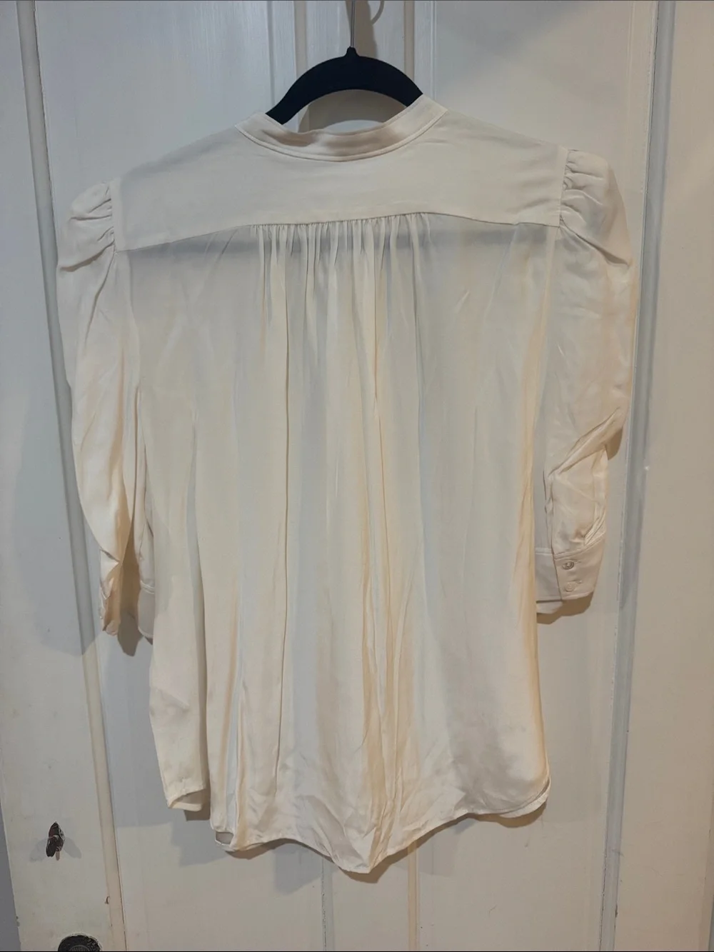 Frame Cream Silk Ruffle-Sleeve Button-Down Shirt - Picture 2 of 3